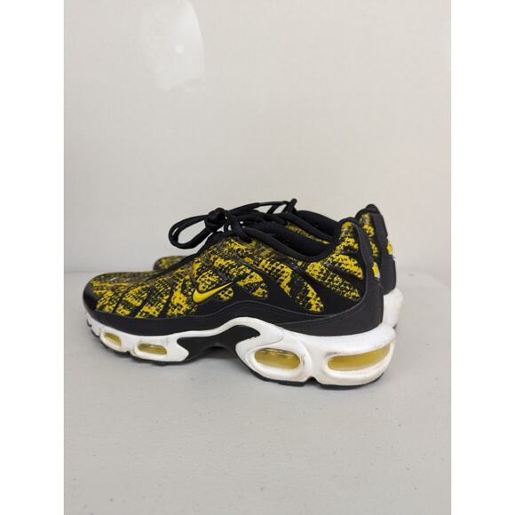 Nike Air Max Plus TN Womens Shoes Yellow Snakeskin CT1555 001 Running Size 10 - Picture 3 of 10